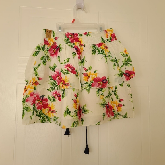 Hollister Co. Floral Betty's Skirt Small - Picture 2 of 4